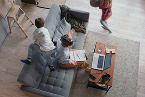 How Leaders Can Manage The Battle Between Distraction And Focus How Leaders Can Manage The Battle Between Distraction And Focus